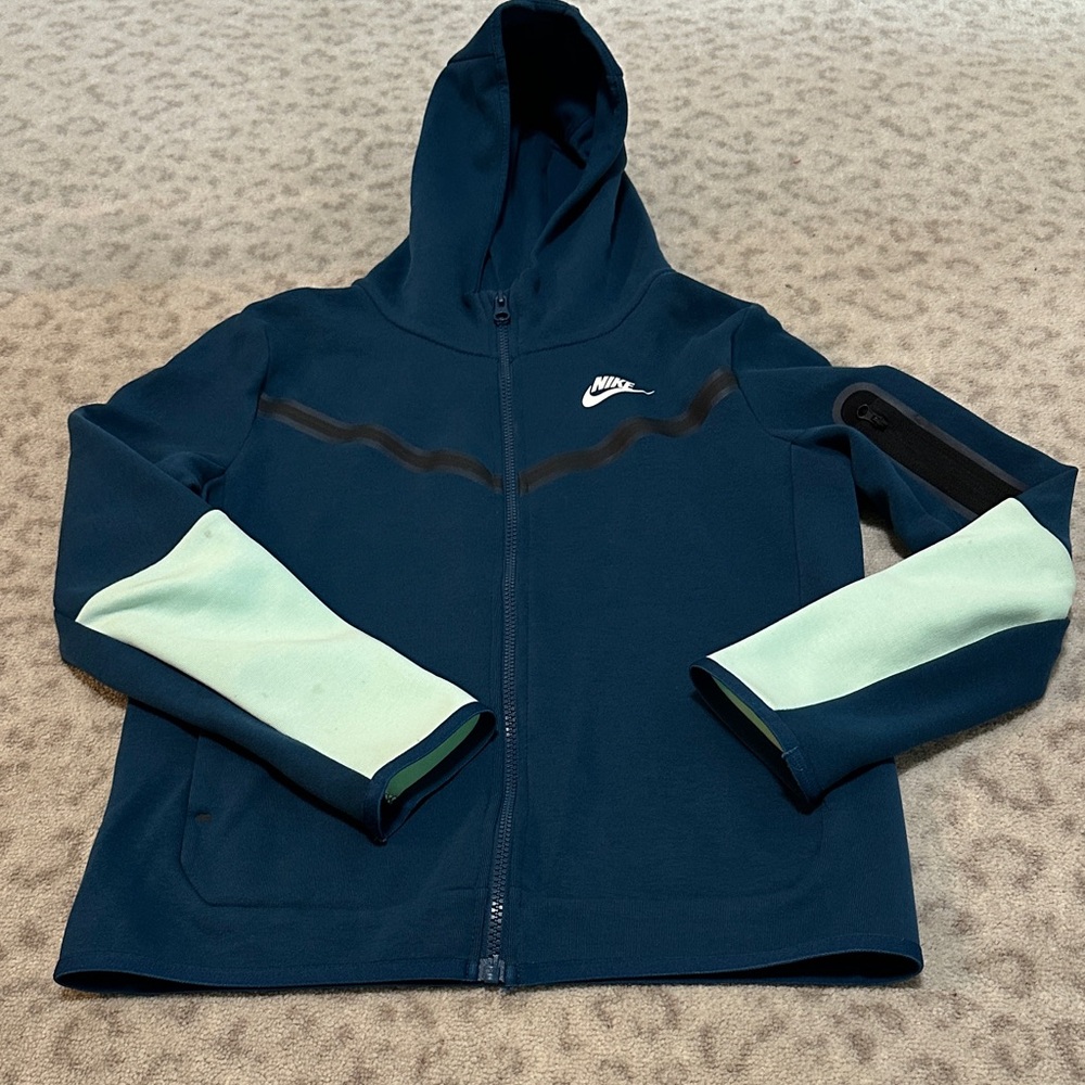 Nike Kids Hoodie in Teal and Mint
